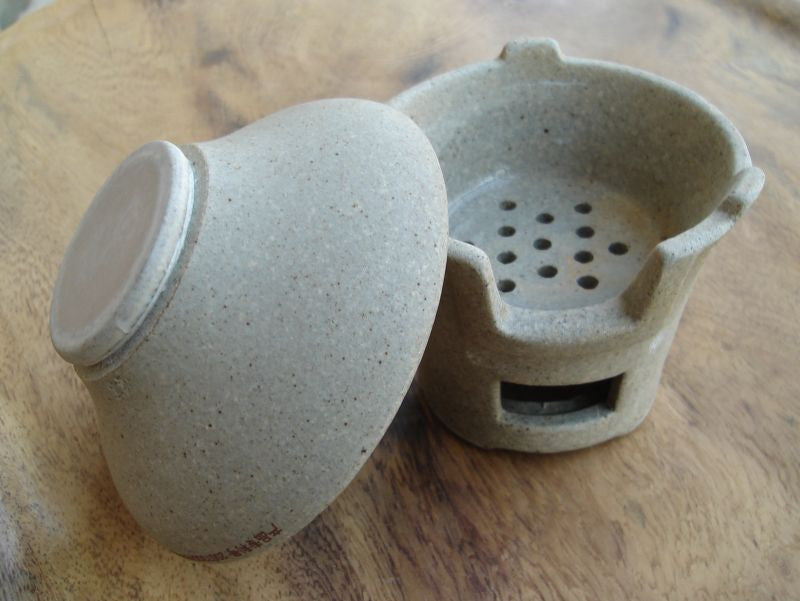 Natural Clay Strainer for Gong Fu Cha brewing with Stand