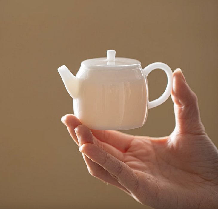 Ice Jade Porcelain "De Zhong" Teapot | Yunnan Sourcing Tea Shop