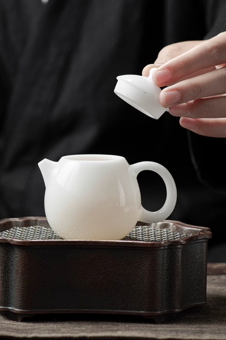 Ice Jade Porcelain "Dragon Egg" Teapot | Yunnan Sourcing Tea Shop