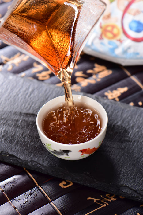 2024 Yunnan Sourcing "Subduer of Dragons" Ripe Raw Pu-erh Tea Cake