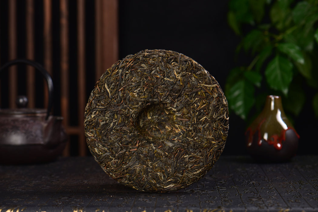 2025 Yunnan Sourcing "Ba Nuo Village" Raw Pu-erh Tea Cake | Yunnan Sourcing Tea Shop