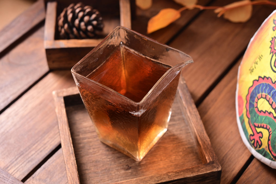 2024 Yunnan Sourcing "Suan Zao Shu" Old Arbor Black Tea Cake | Yunnan Sourcing Tea Shop