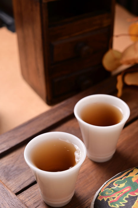 2024 Yunnan Sourcing "Ba Nuo Village" Black Tea Cake