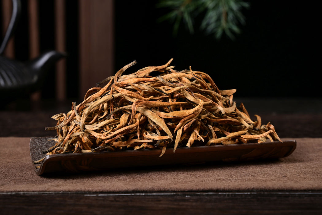 Pure Bud Golden Needle Jasmine Black Tea | Yunnan Sourcing Tea Shop