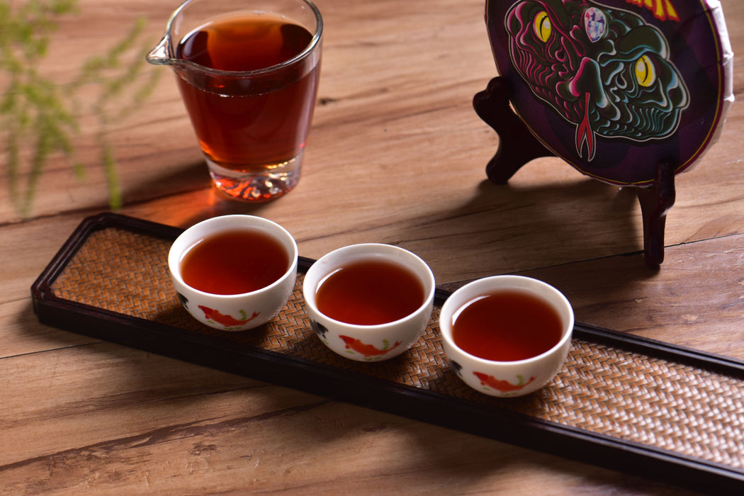 2025 Yunnan Sourcing "Lao Man'e Old Tree" Ripe Pu-erh Tea Cake | Yunnan Sourcing Tea Shop