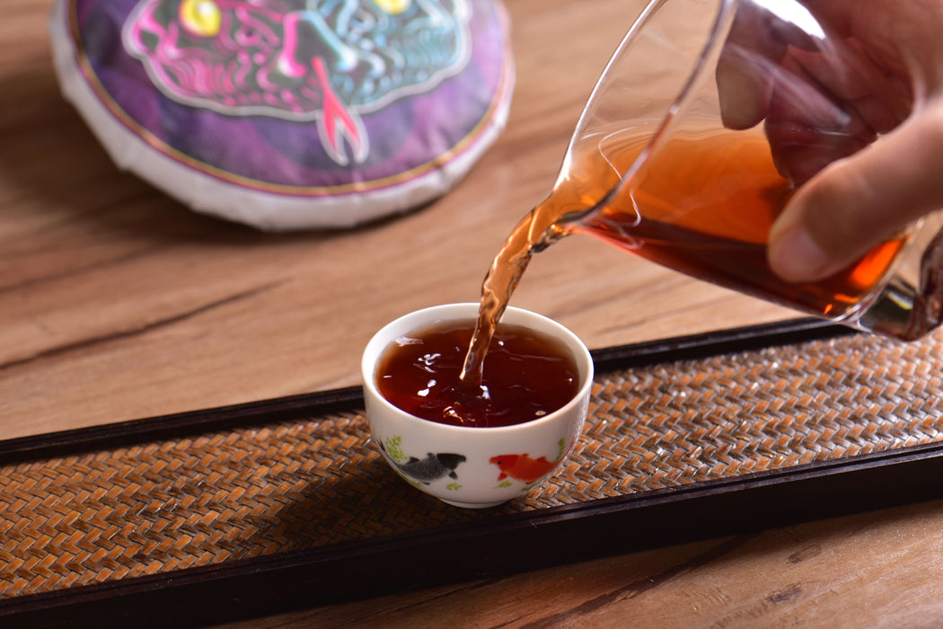 2025 Yunnan Sourcing "Lao Man'e Old Tree" Ripe Pu-erh Tea Cake | Yunnan Sourcing Tea Shop