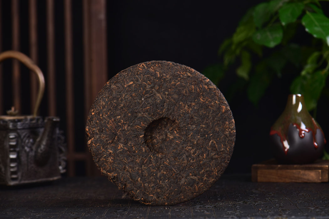 2003 CNNP "7262" Ripe Pu-erh Tea Cake | Yunnan Sourcing Tea Shop