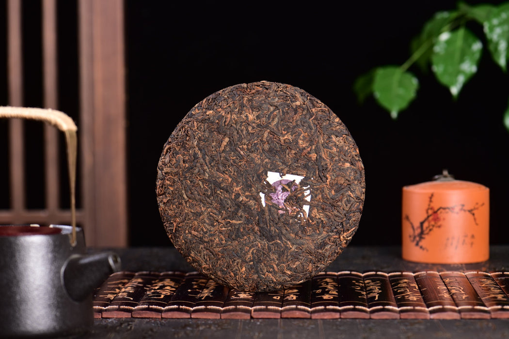 2024 Yunnan Sourcing "Ge Deng Village" Ripe Pu-erh Tea Cake