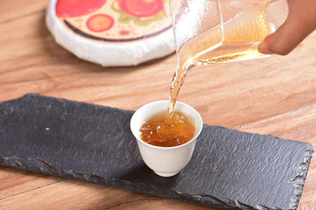 2025 Yunnan Sourcing "Suan Zao Shu" Old Arbor White Tea Cake | Yunnan Sourcing Tea Shop