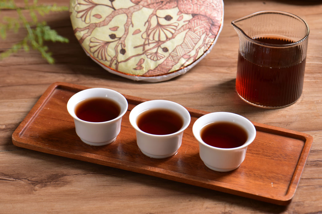 2025 Yunnan Sourcing "Peerless Gold Label" Ripe Pu-erh Tea Cake | Yunnan Sourcing Tea Shop