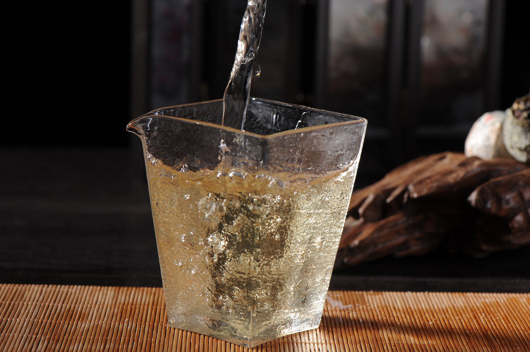 Fuding Shou Mei White Tea in King Orange | Yunnan Sourcing Tea Shop