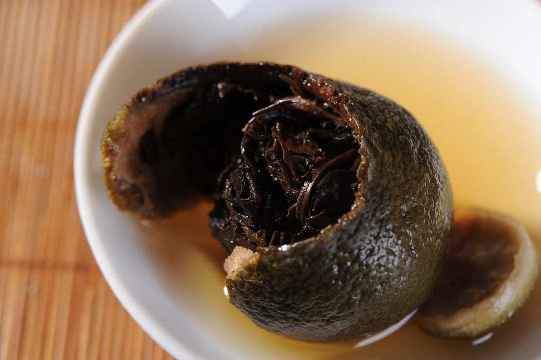 Fuding Shou Mei White Tea in King Orange | Yunnan Sourcing Tea Shop