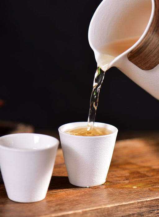 Powder Glaze White Ceramic Tea Brewer with Cups | Yunnan Sourcing Tea Shop