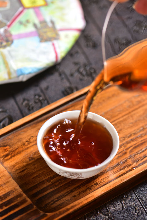 2025 Yunnan Sourcing "Knight's Chamfer" Ripe Pu-erh Tea Cake | Yunnan Sourcing Tea Shop