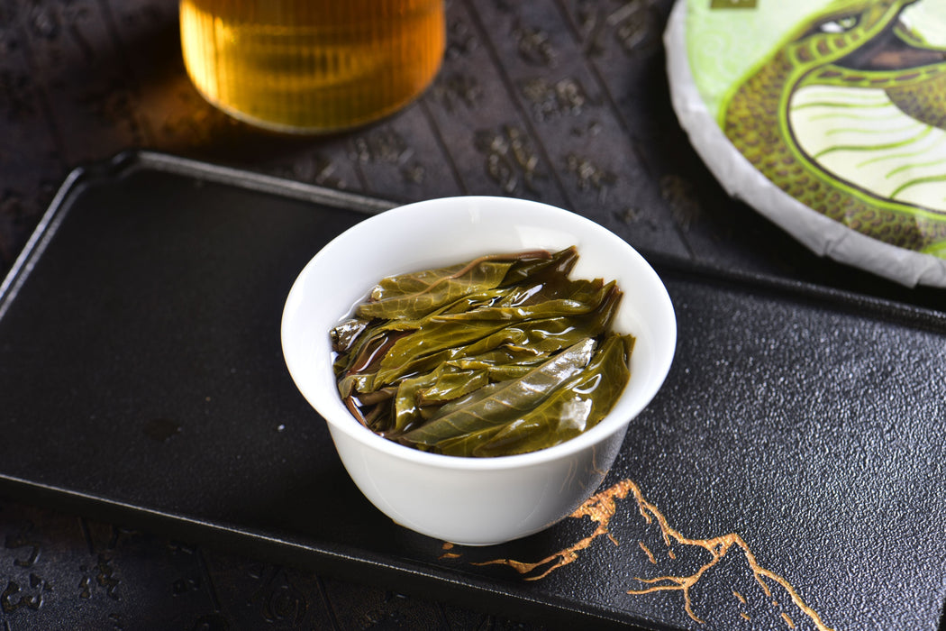 2025 Yunnan Sourcing "Autumn Huang Shan Gu Shu" Old Arbor Raw Pu-erh Tea Cake | Yunnan Sourcing Tea Shop