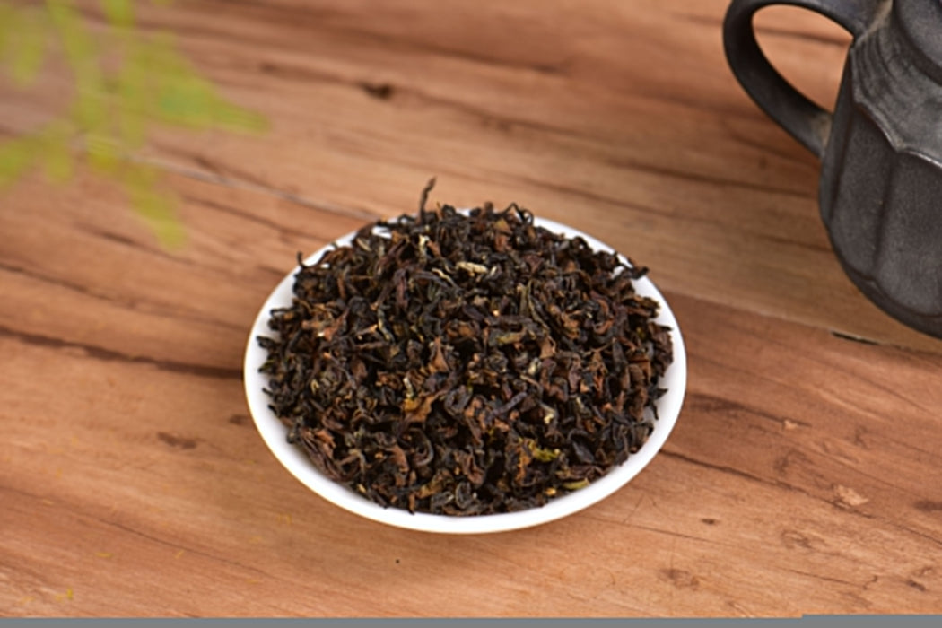 Yunnan "Eastern Beauty" Taiwan Varietal Oolong Tea | Yunnan Sourcing Tea Shop