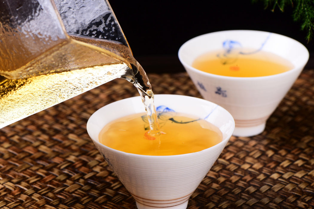 Dong Fang Hong Middle Mountain Dan Cong Oolong Tea | Yunnan Sourcing Tea Shop