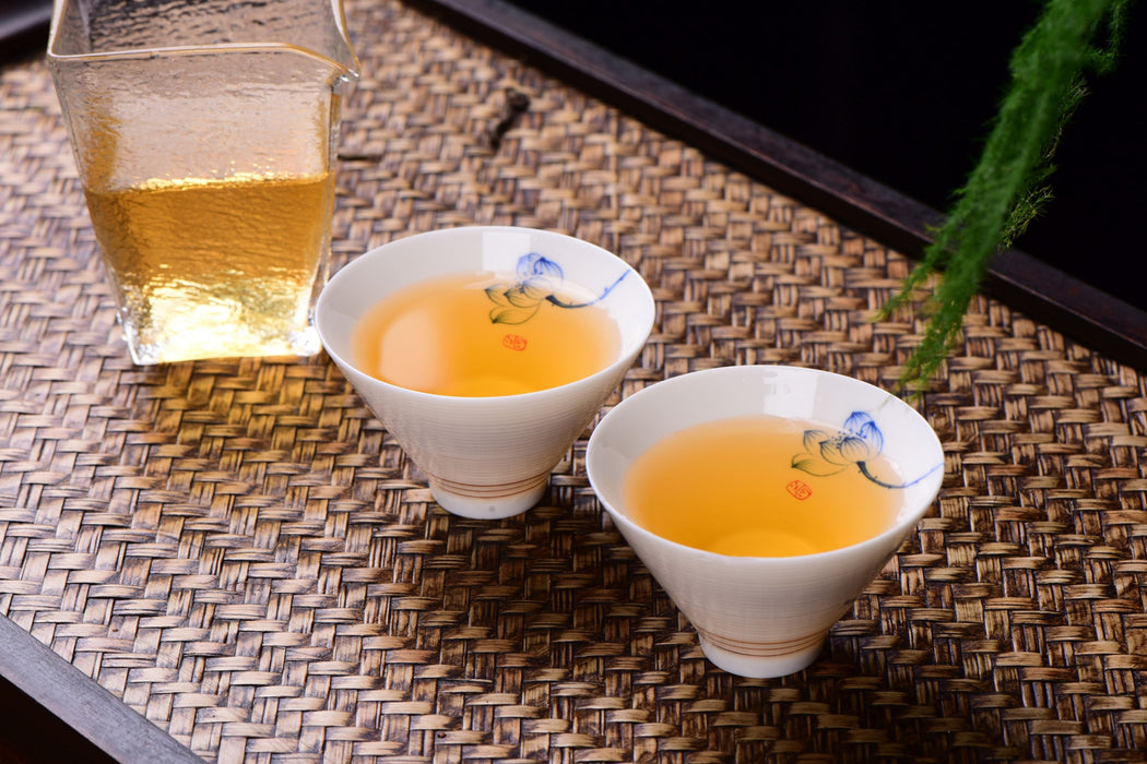 Dong Fang Hong Middle Mountain Dan Cong Oolong Tea | Yunnan Sourcing Tea Shop