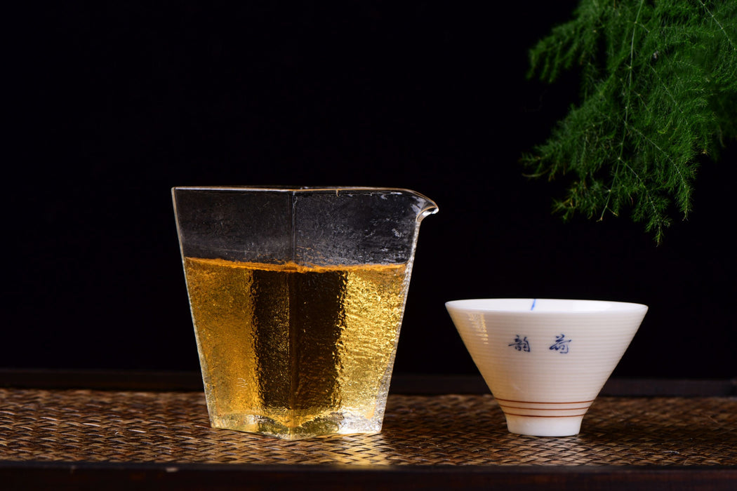 Dong Fang Hong Middle Mountain Dan Cong Oolong Tea | Yunnan Sourcing Tea Shop