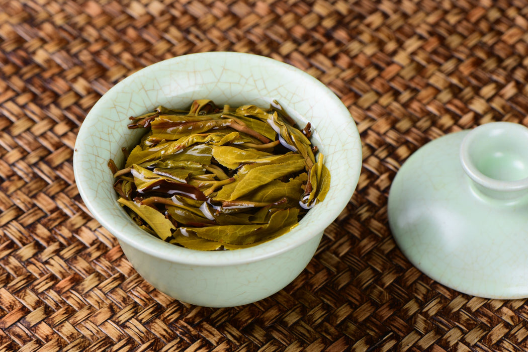 Middle Mountain "Old Bush Mi Lan Xiang" Dan Cong Oolong Tea