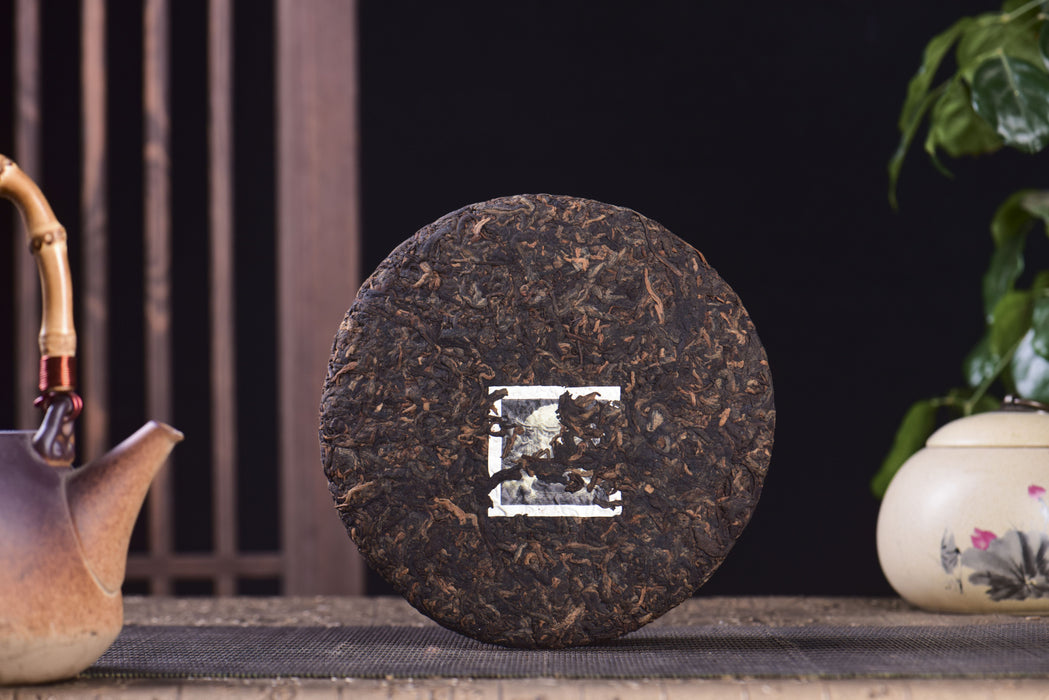 2024 Yunnan Sourcing "Man Zhuan Village" Ripe Pu-erh Tea Cake