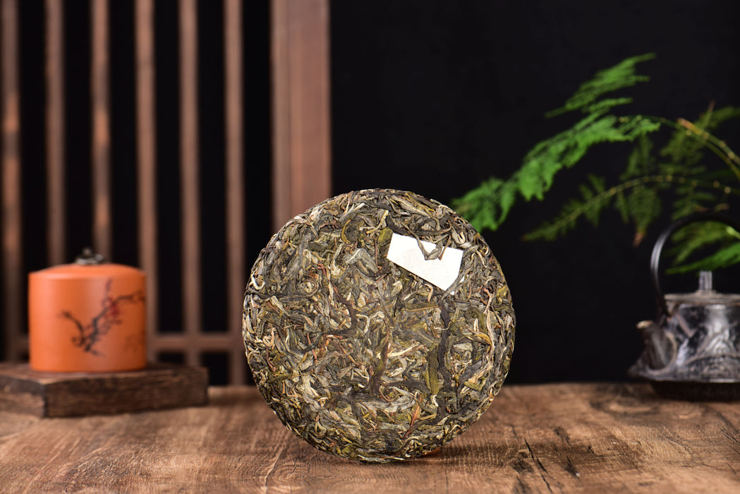 2024 Yunnan Sourcing "Suan Zao Shu" Old Arbor Raw Pu-erh Tea Cake