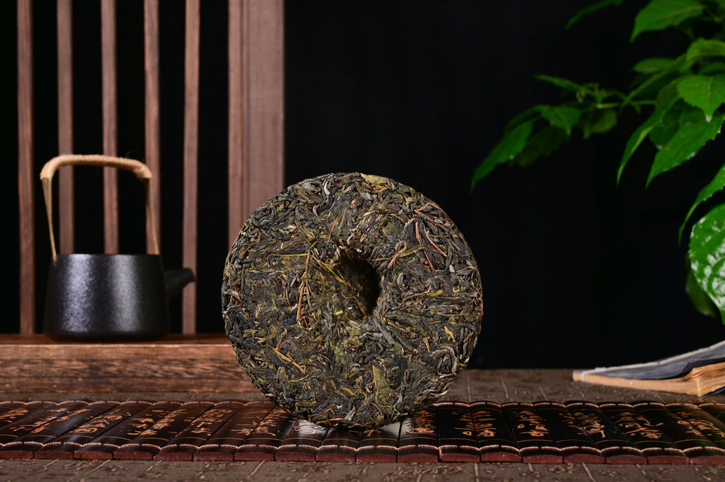 2024 Yunnan Sourcing "Da Qing Zhai" Old Arbor Raw Pu-erh Tea Cake