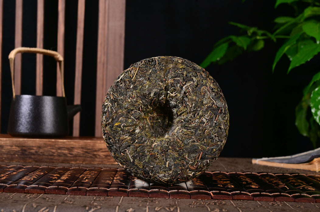 2024 Yunnan Sourcing "Bang Dong Zi Cha" Purple Raw Pu-erh Tea Cake