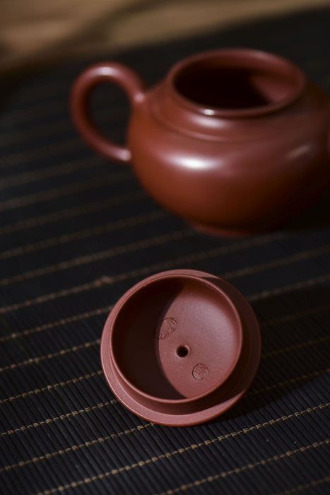 Da Hong Pao Clay "Xiao Ying Hu" Yixing Teapot * 115ml