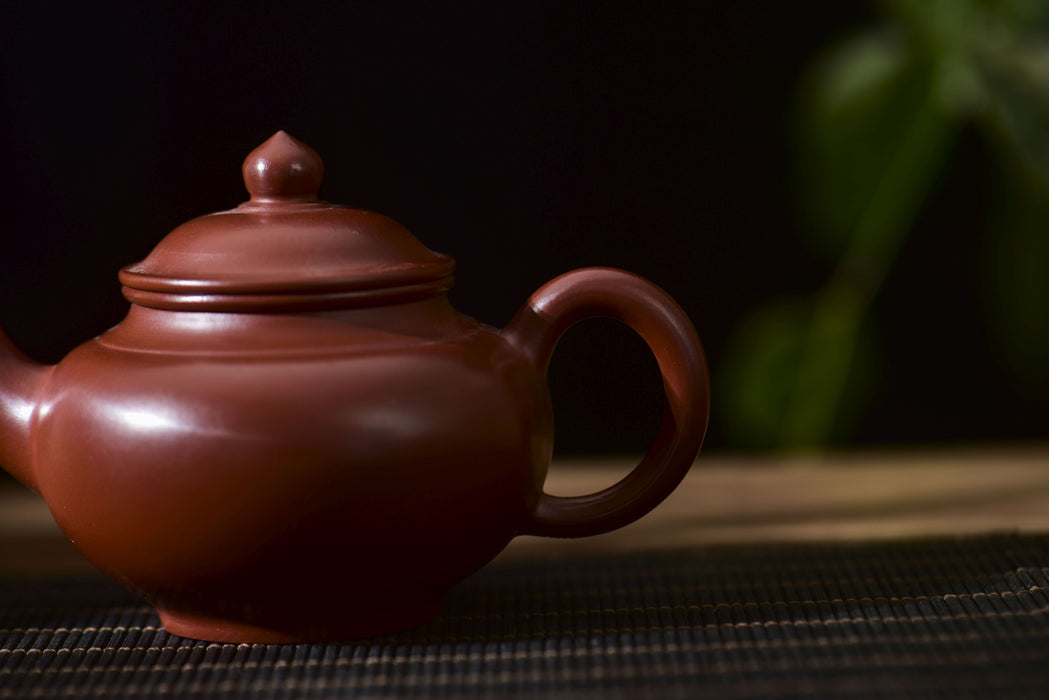 Da Hong Pao Clay "Xiao Ying Hu" Yixing Teapot * 115ml