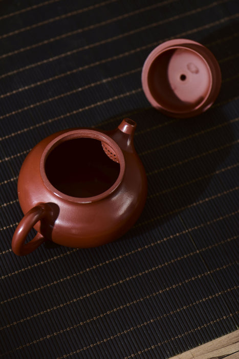 Da Hong Pao Clay "Rong Tian" Yixing Teapot * 110ml