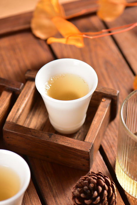 Ice Jade Porcelain Chalice Tea Cup | Yunnan Sourcing Tea Shop