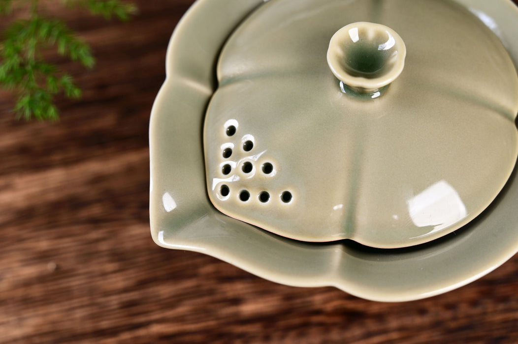 Yue Kiln Celadon Easy Gaiwan | Yunnan Sourcing Tea Shop