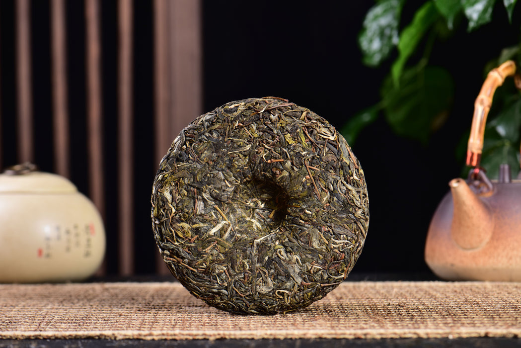 2024 Yunnan Sourcing "Ku Zhu Shan" Raw Pu-erh Tea Cake