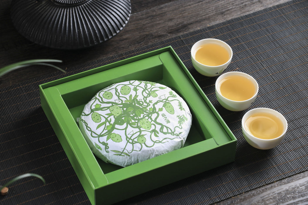 2026 Yunnan Sourcing "Purple White Tea" of Yong De Tea Cake | Yunnan Sourcing Tea Shop
