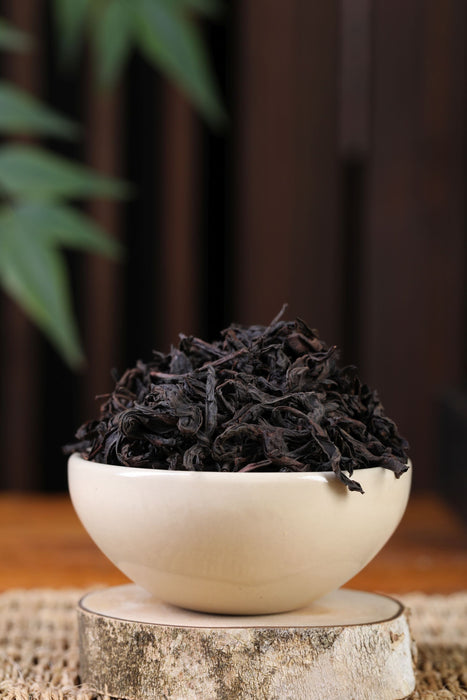 2008 Aged Da Hong Pao Oolong Tea from Wu Yi Shan