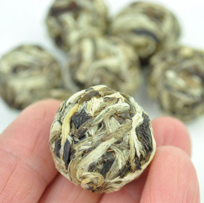 Yue Guang Bai "Moonlight White" White Tea Dragon Ball