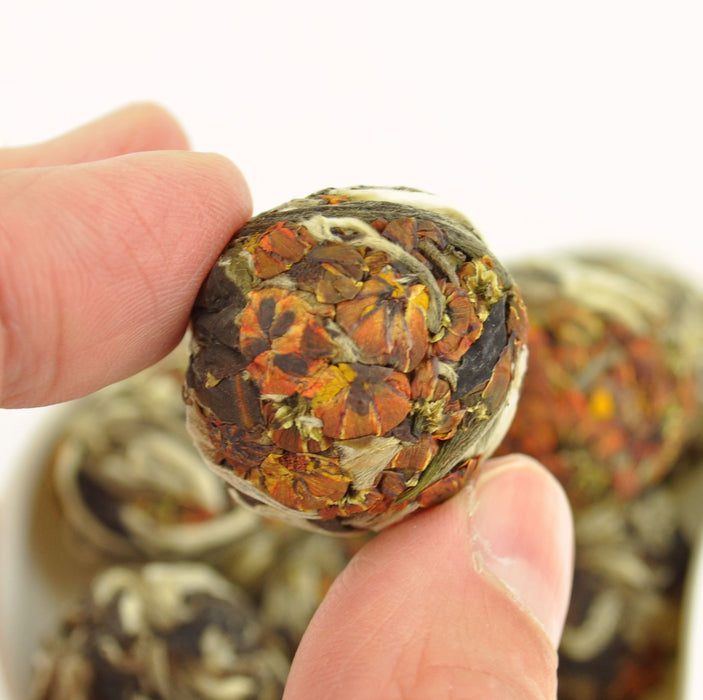 Moonlight White Tea and Snow Chrysanthemum Buds Dragon Ball