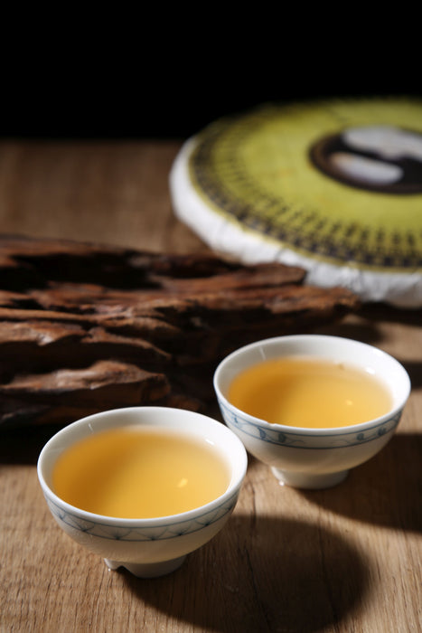 2019 Yunnan Sourcing "Mengku Impression" Raw Pu-erh Tea Cake