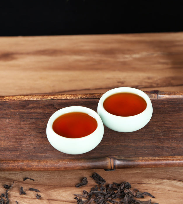 Da Hong Pao "Big Red Robe" Wu Yi Shan Rock Oolong Tea