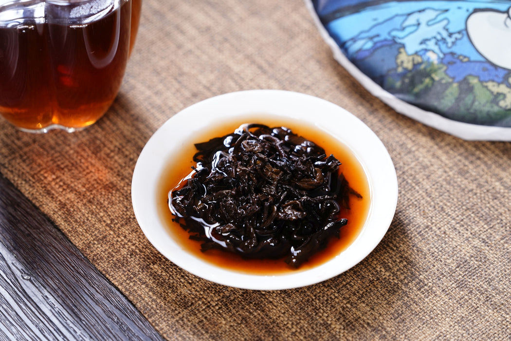 2023 Yunnan Sourcing "Mengku Teng Tiao" Ripe Pu-erh Tea Cake