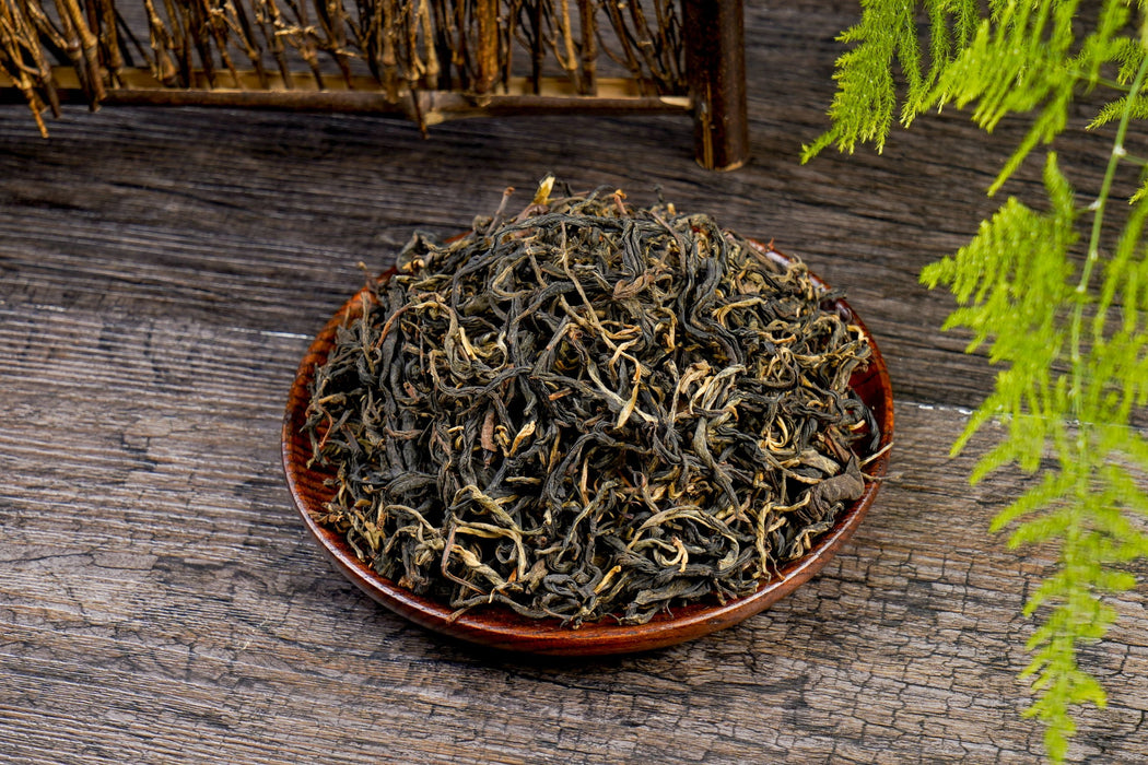 Man Zhong Qing Village Wild Arbor Black Tea