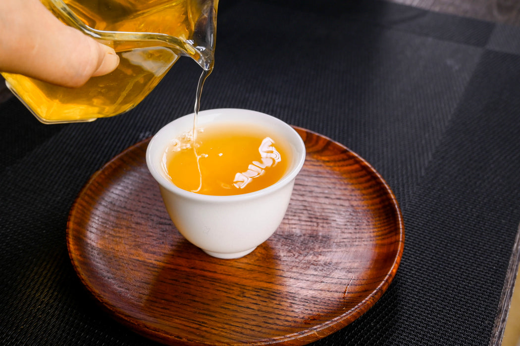 2022 Yunnan Sourcing "Huang Shan Gu Shu" Old Arbor Raw Pu-erh Tea Cake