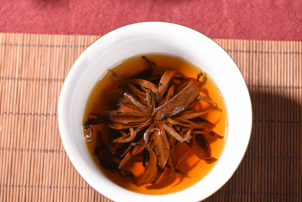 Feng Qing Premium "Black Gold Pearls" Black Tea