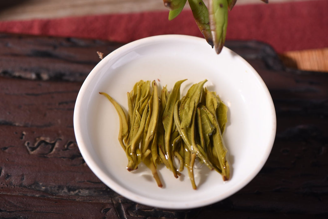 Yunnan "Pine Needles" Green Tea from Mengku