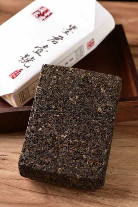 2017 Mojun Fu Cha "Mojun Yi Hao" Fu Brick Tea