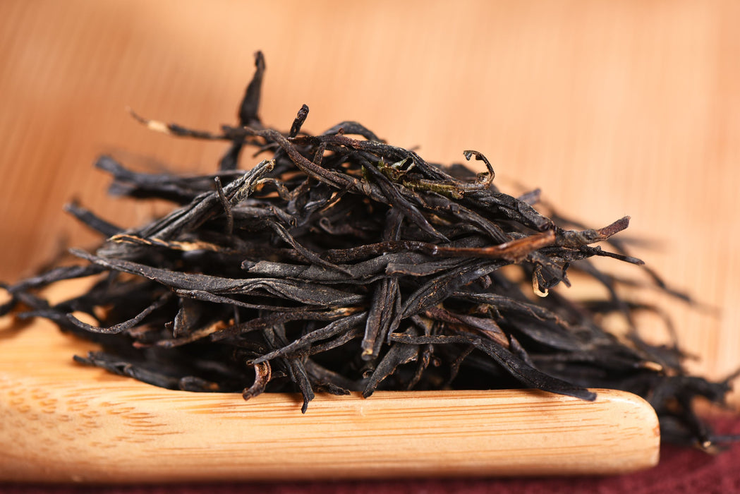 Purple Needle Black Tea of Jing Mai Mountain