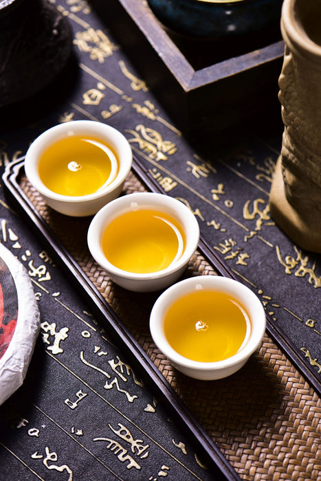 2023 Yunnan Sourcing "Lao Man'e Village" Raw Pu-erh Tea Cake
