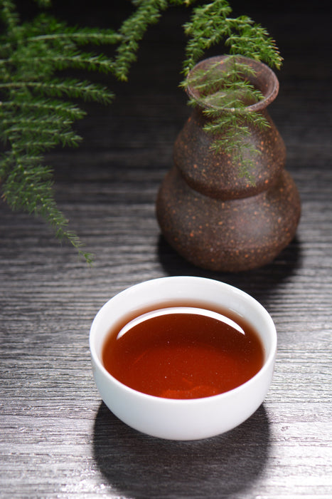 2019 Yunnan Sourcing "Ba Da Mountain" Ripe Pu-erh Tea Cake