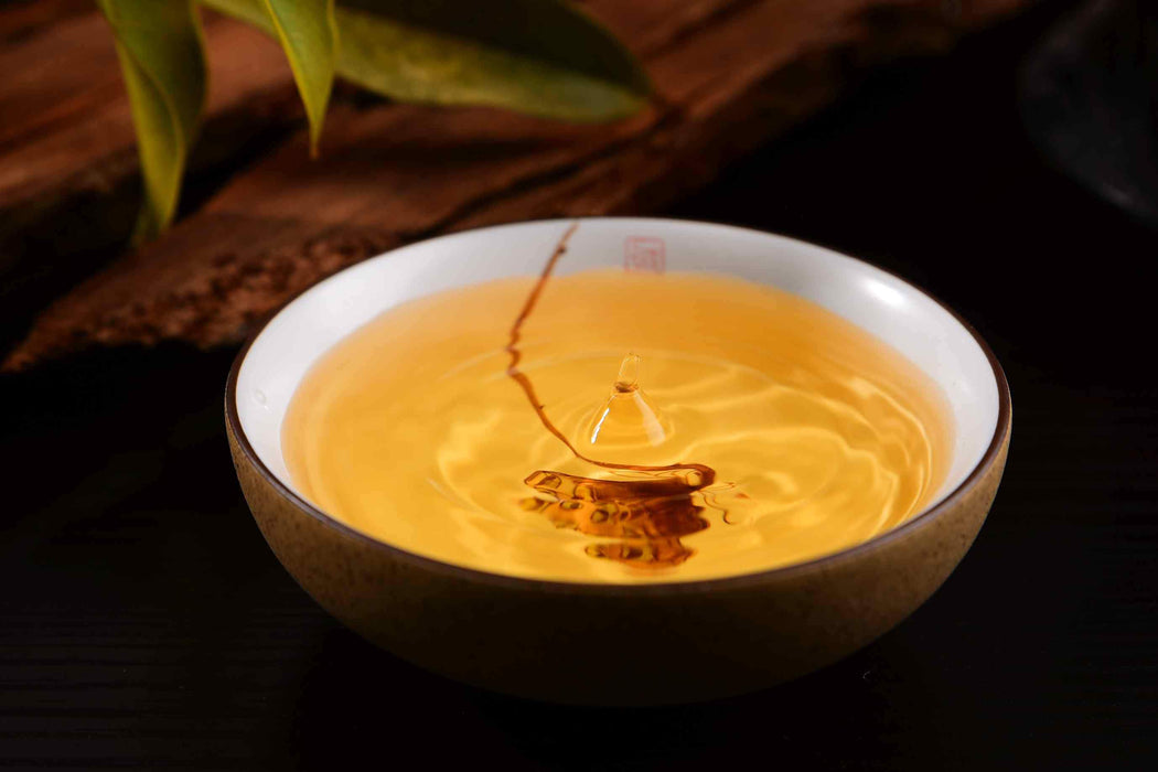 2020 Yunnan Sourcing "Suan Zao Shu" Old Arbor Raw Pu-erh Tea Cake